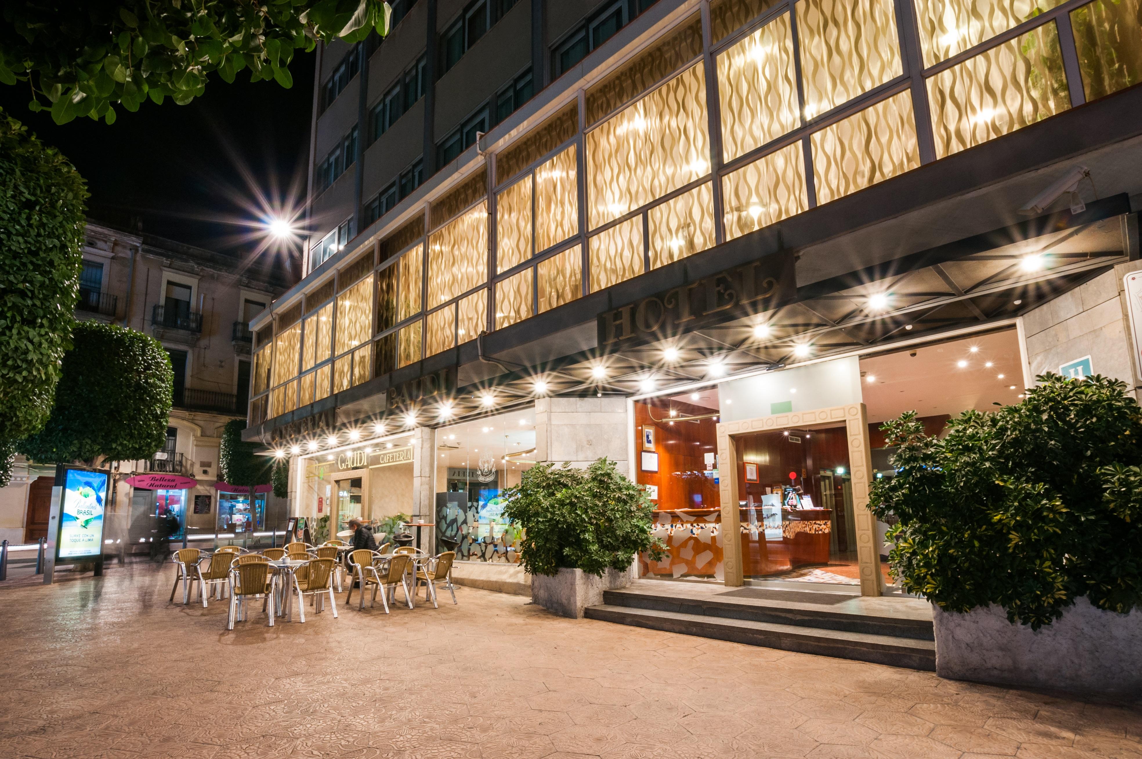 Hotel Gaudi Reus Exterior photo